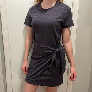 NWT Evereve Women's Teagan Knotted Dress Oxide Ribbed Wrap Dress - size M